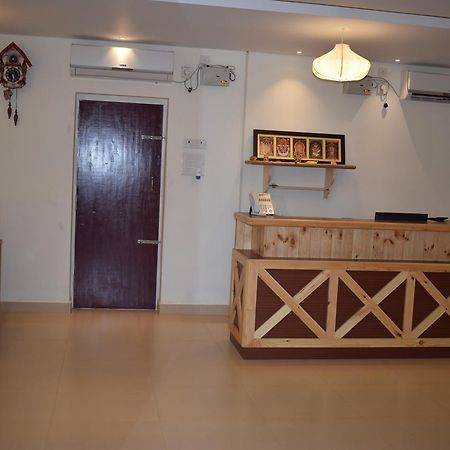 Ak Sea View Residency Hotel ปอนดิเชอรี ภายนอก รูปภาพ